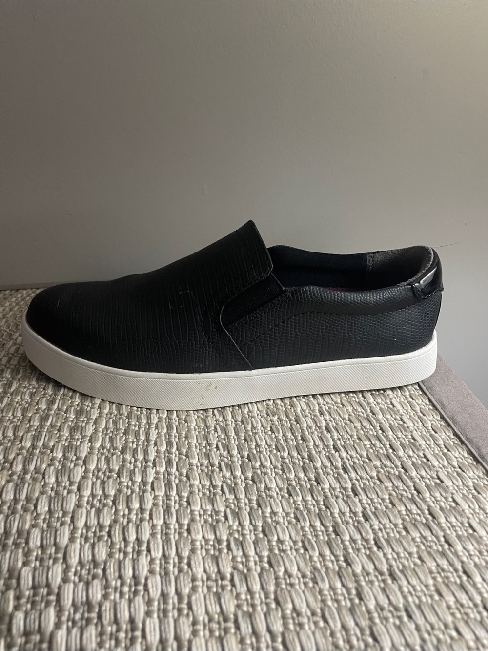 Black Slip-On Casual Sneakers with White Sole